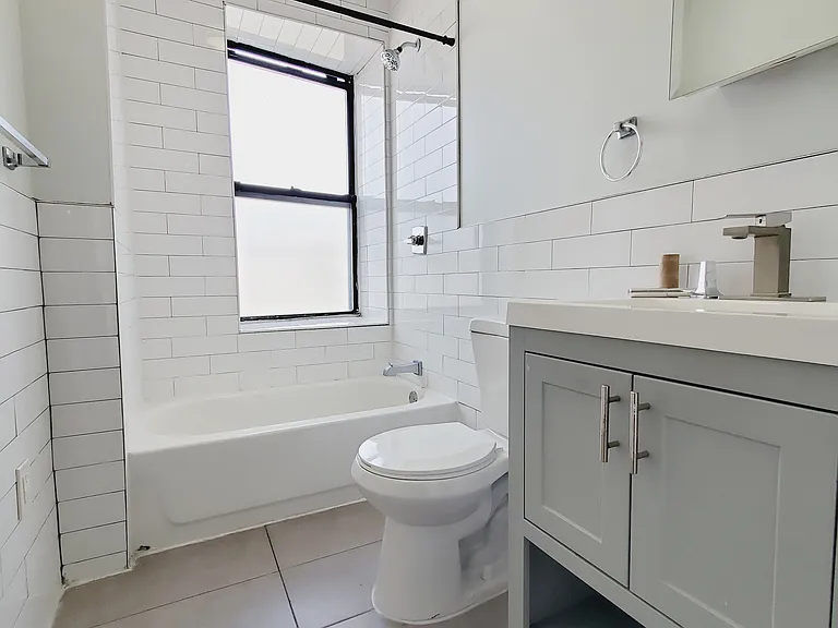 158 Bergen Ave #35 — Photo 4
