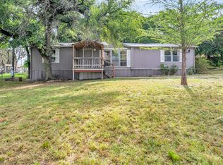 2821 Brazos River Dr, Granbury, TX 76048