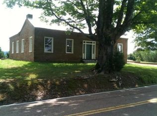 7414 Snow Hill Rd, Ooltewah, TN 37363