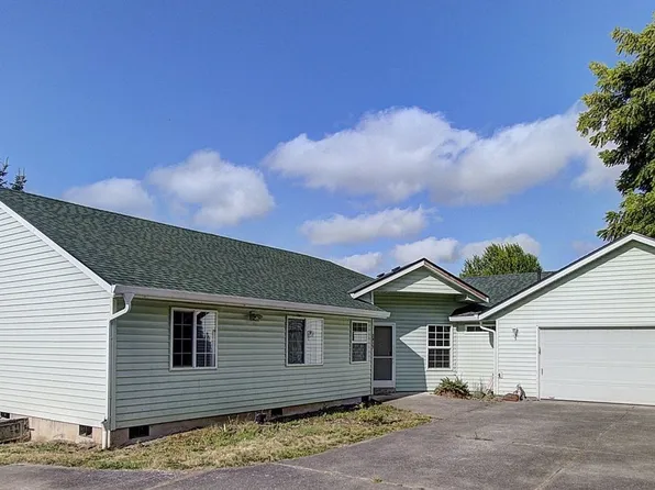 3917 NE 39th St, Vancouver, WA 98661