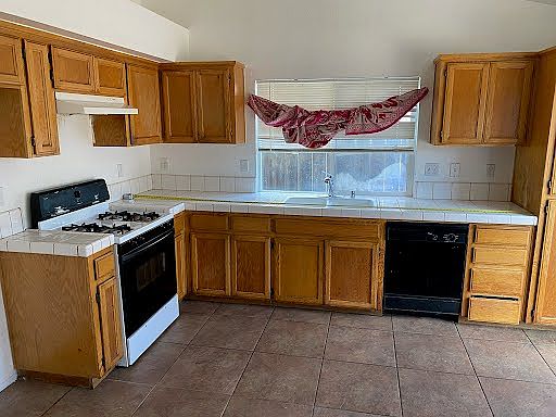 2nd image of 2529 Rushing River Dr