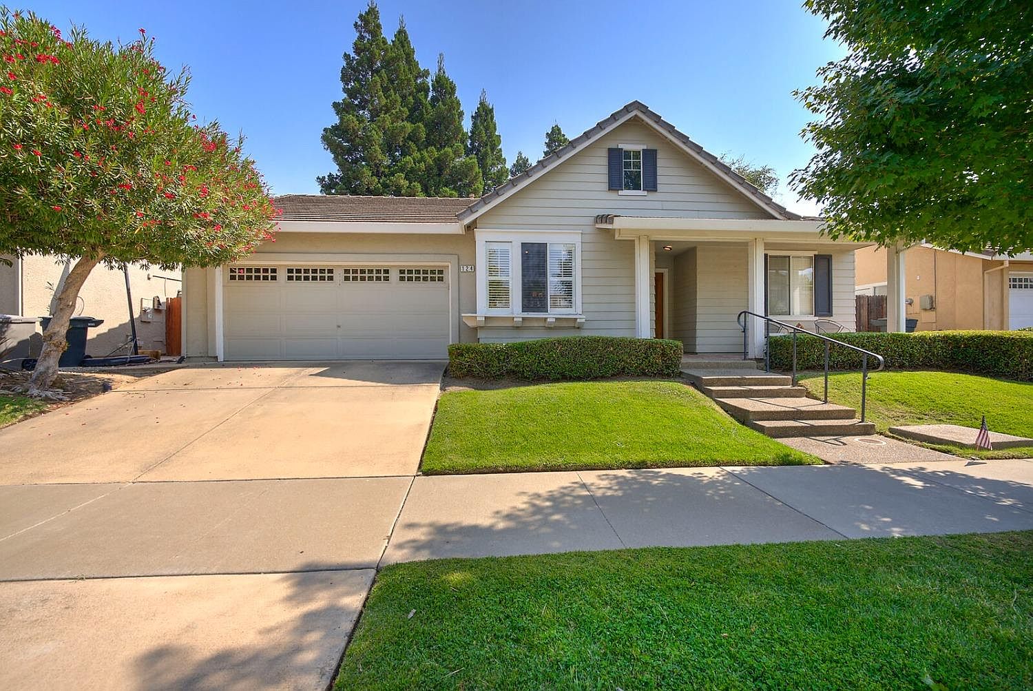 124 Montgomery St Roseville CA 95678 Zillow