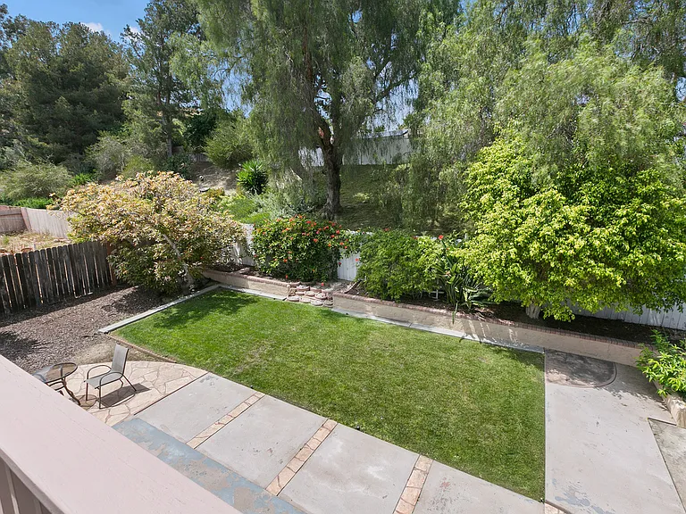 3428 Meadow View Dr — Photo 24