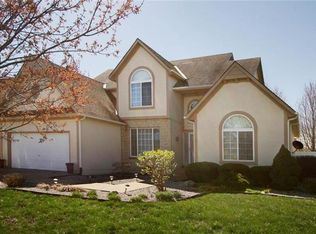 20885 Poplar Ct, Spring Hill, KS 66083