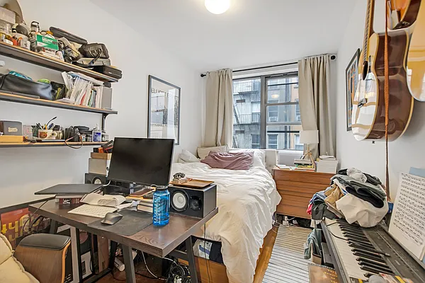 Rented by Compass | media 9