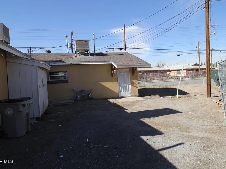 8903 Old County Road A #EL — Photo 40