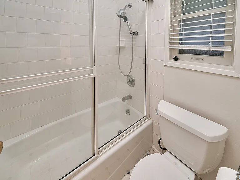 4820 Hampton Rd — Photo 43