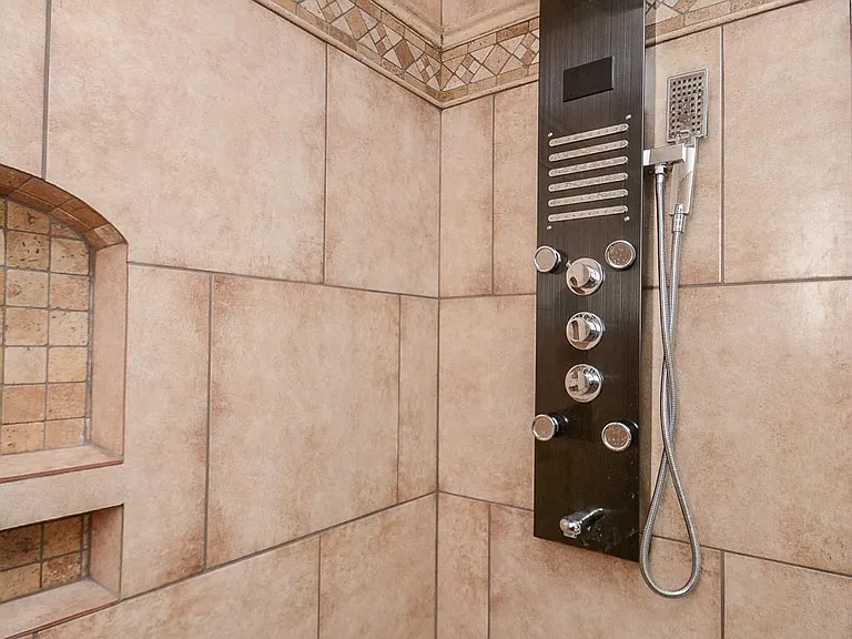 12315 Maxim Dr — Photo 30
