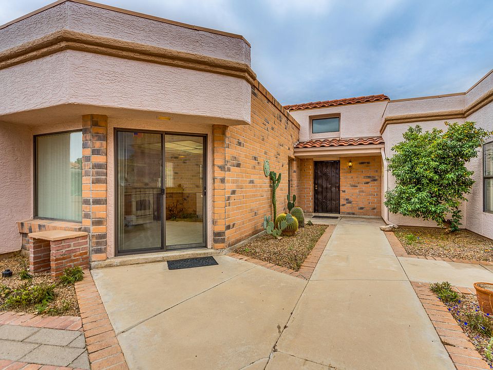 2nd image of 1051 W Rio Guaymas