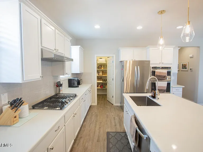 9969 W Robin Ln — Photo 9
