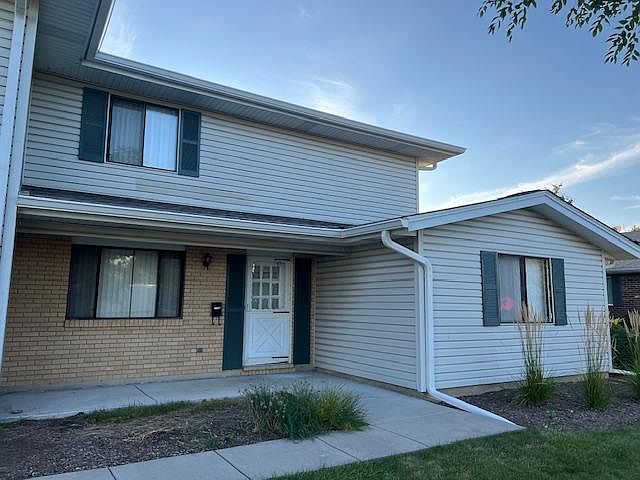 1st image of 1106 Stoughton Ct #1106