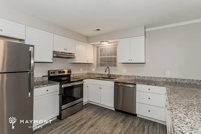 11252 Pippin Rd — Photo 3
