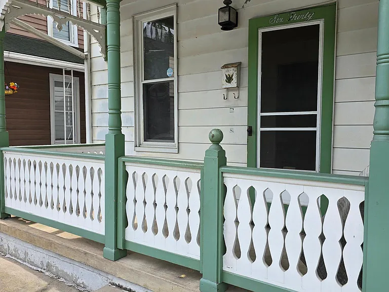 630 S 2nd St — Photo 3