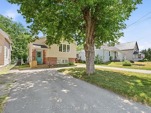 3rd image of 25 Barbara St