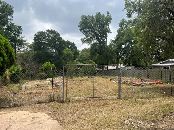4621 Menchaca Rd, Austin, TX 78745