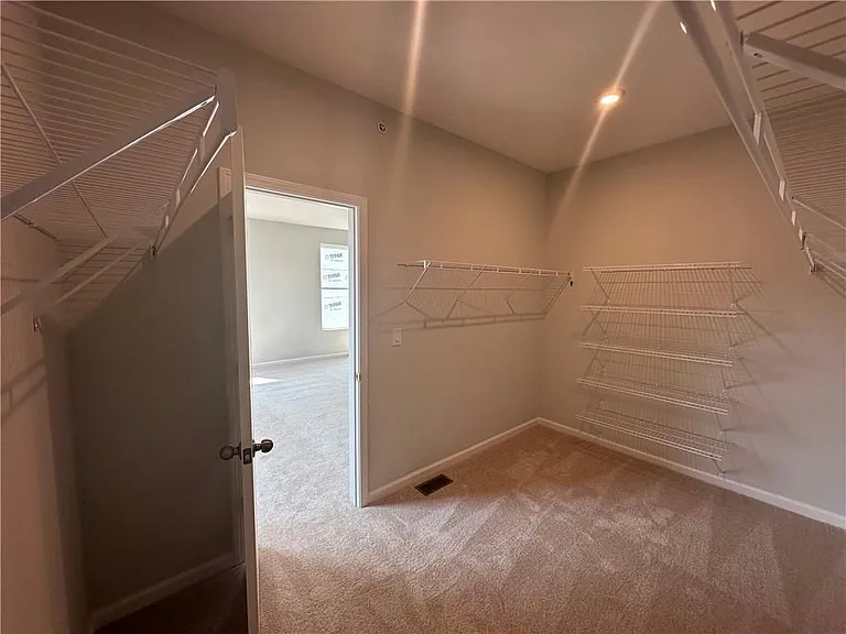 352 Skylar Ter SE — Photo 30