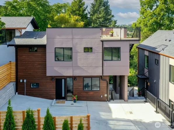 1808 S College Street, Seattle, WA 98144