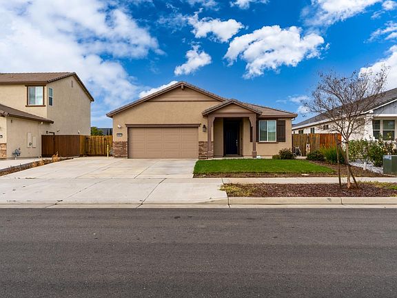 3rd image of 2421 Freestone Dr