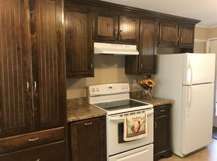 1108 Henley St, Decherd, TN 37324