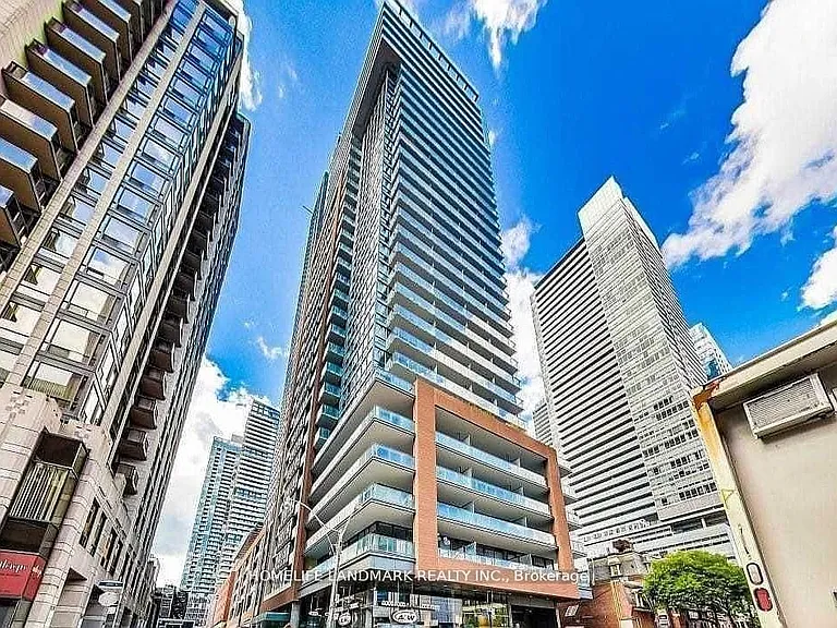 8 Mercer St — Photo 1