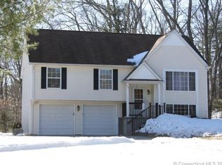 26 Carriage Ln, North Windham, CT 06256