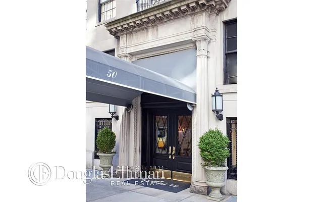 Sold by Douglas Elliman | media 15