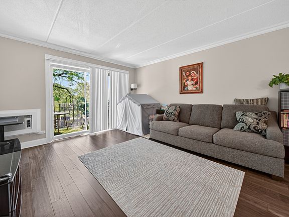 4th image of 571 Fairway View Dr APT 3K