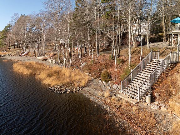 2nd image of 37 Sumac Ln