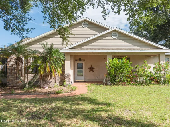 2275 N Singleton Ave, Mims, FL 32754