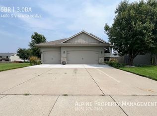 4600 S Vista Park Ave, Sioux Falls, SD 57106