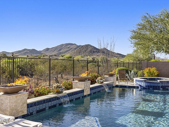 2nd image of 41020 N CLUB POINTE Drive