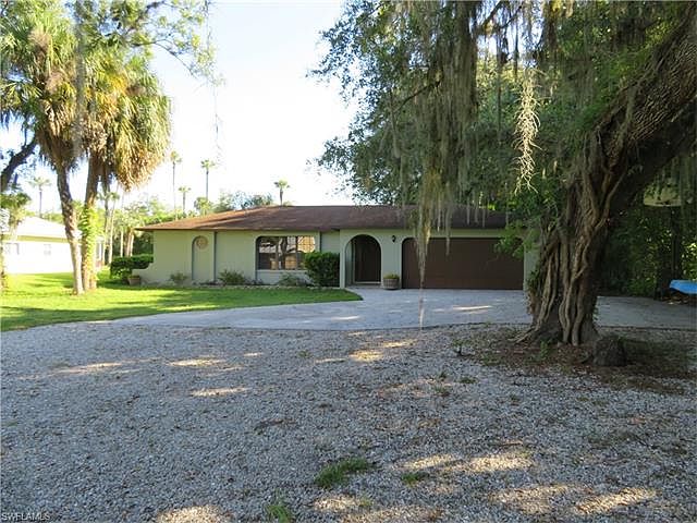 1st image of 1708 Caloosa Estates Ct