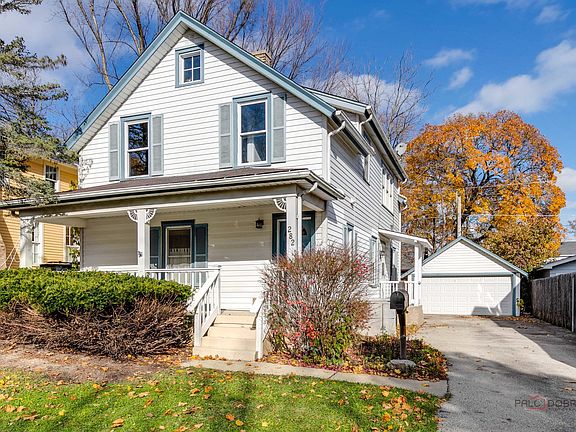 3rd image of 282 Mills Ct
