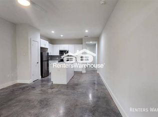 703 E Phillips St, Conroe, TX 77301