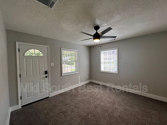 3rd image of 2659 Supreme Ave