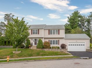 10 Navajo Rd, Worcester, MA 01606
