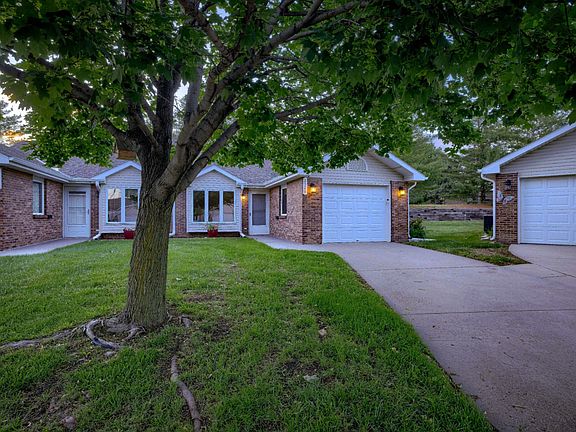 2nd image of 2526 Hollyhock Cir #6
