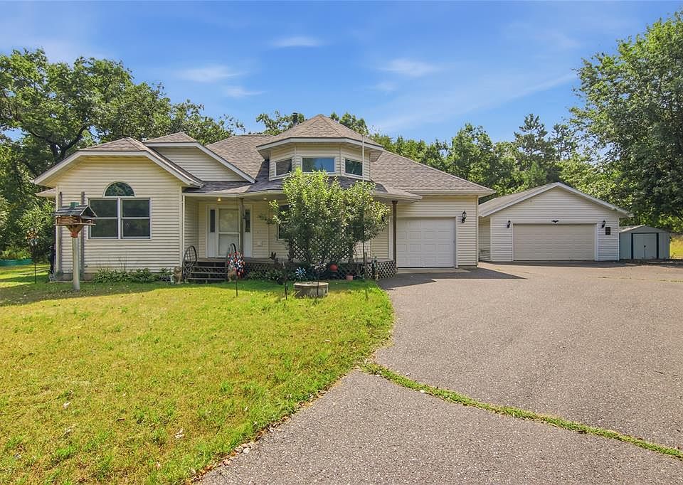 1st image of 16445 E Lincoln Drive