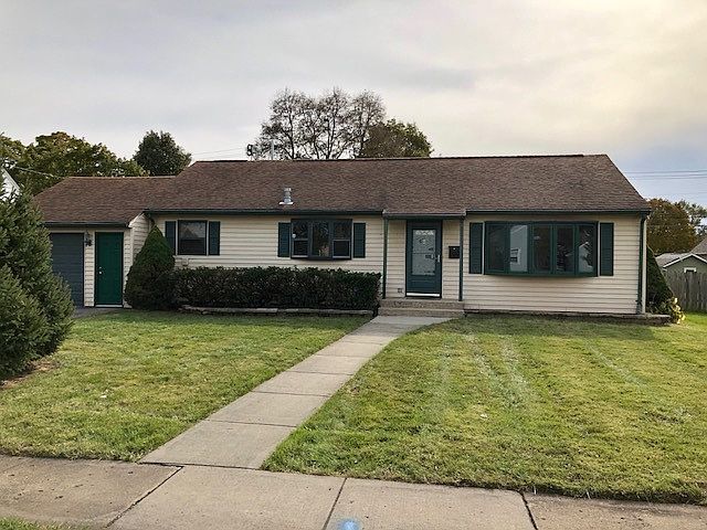 1st image of 305 E Edwards Ave