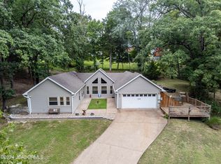 235 Cherokee Dr, Jefferson City, MO 65101