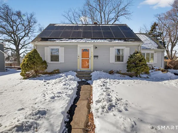 12 Pond Road, Hamden, CT 06514