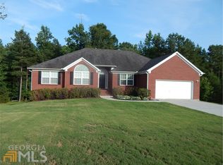 1318 McKinsey Rdg, Loganville, GA 30052