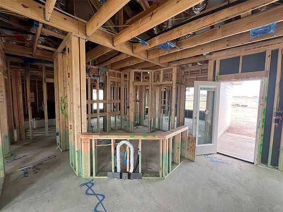 3rd image of 228 Gus Loop