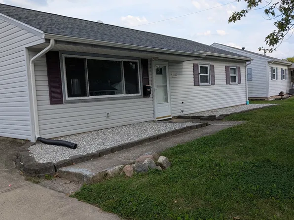 1642 Falke Dr, Dayton, OH 45432