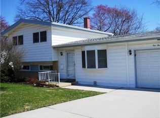 121 Glenrock Dr, Claymont, DE 19703