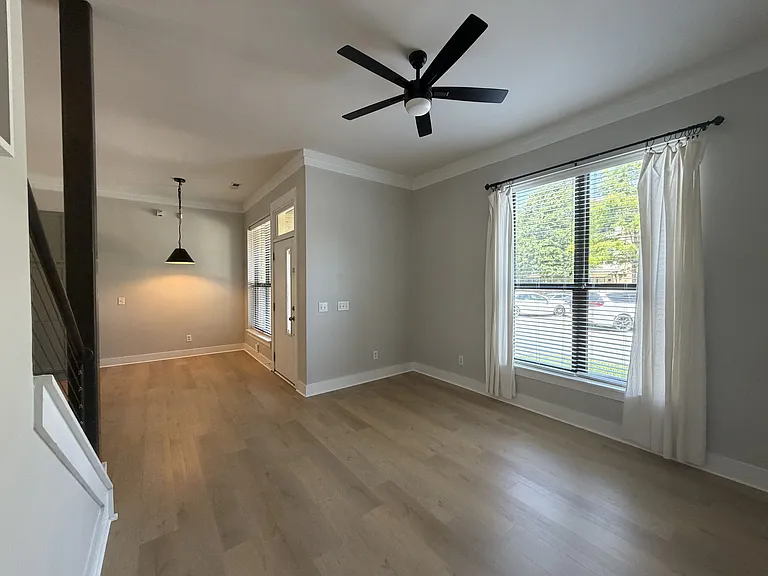 3407 Steel Yard Ct — Photo 10