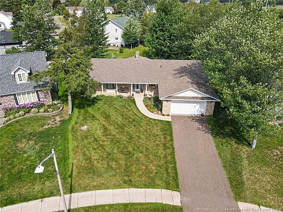 3rd image of 67 Teakwood Way
