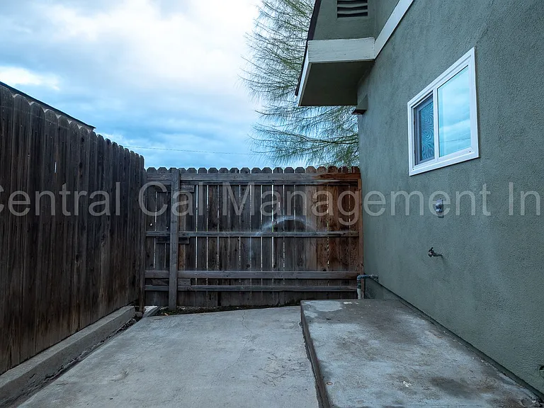 930 Day Ave. — Photo 26