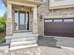 263 Memorial Park Dr, Welland, ON L3B0E3