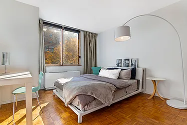 Rented by BARNES New York